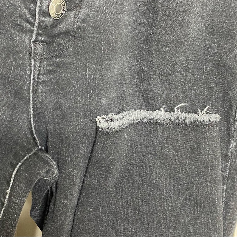Skinny Jean - Picture 5 of 5